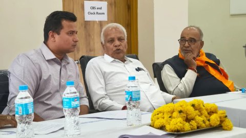रेलवे सेवा सुधार हेतु राणा प्रताप नगर स्टेशन पर जन-संवाद का आयोजन