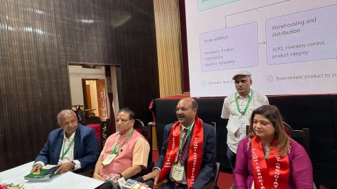 इनोवेशन, टेक्नोलॉजी, स्टार्टअप एवं सस्टेनेबिलिटी – खाद्य एवं डेयरी उद्योग का अगला दशक विषयक दोदिवसीय अंतर्राष्ट्रीय सेमिनार का उद्घाटन उद्योग जगत के दिग्गजों ने साझा किए सफलता के अनुभव
