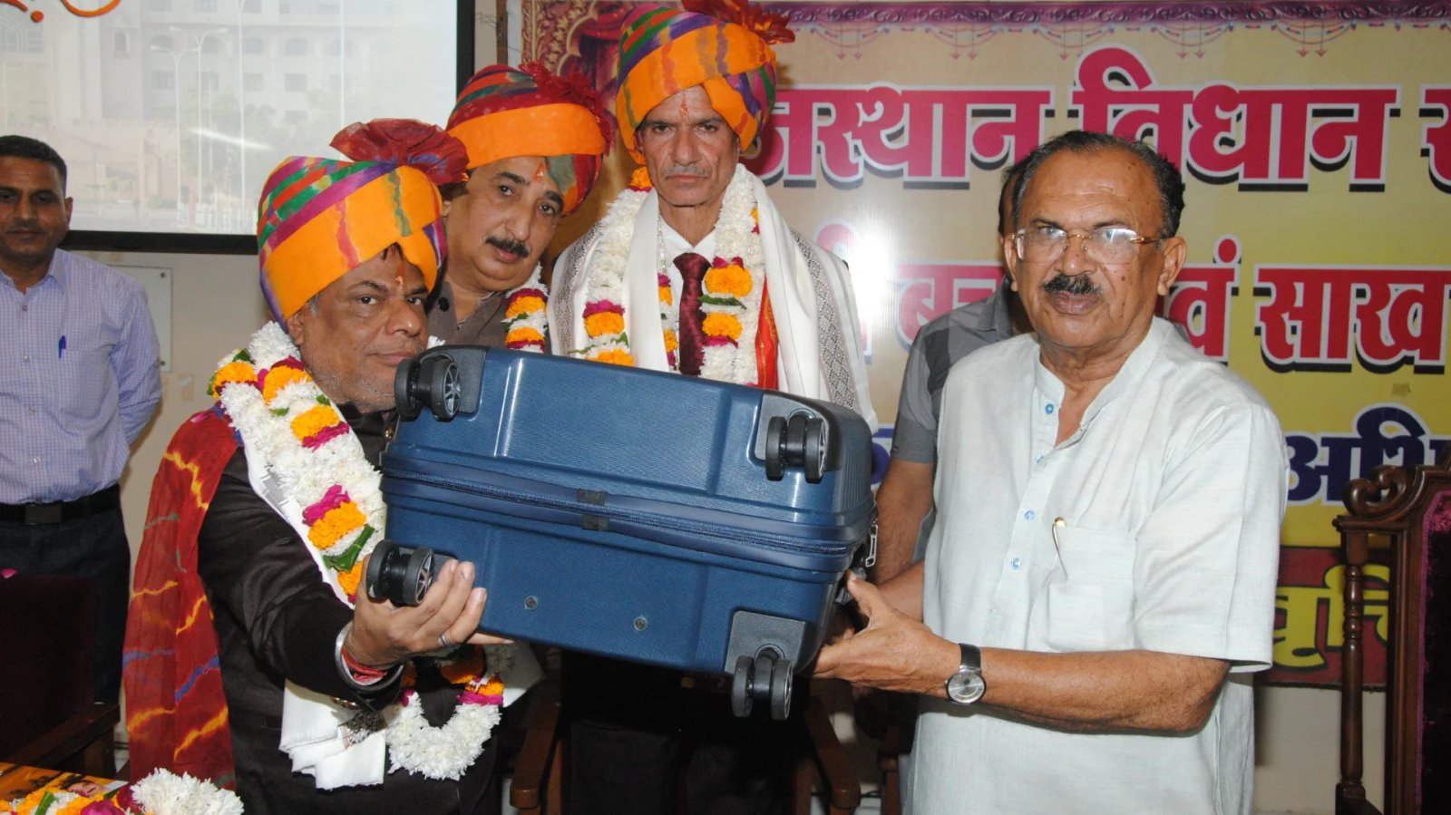 स्पीकर श्री देवनानी ने किया विधान सभा कर्मचारी सहकारी समिति ऐप का लोकार्पण
